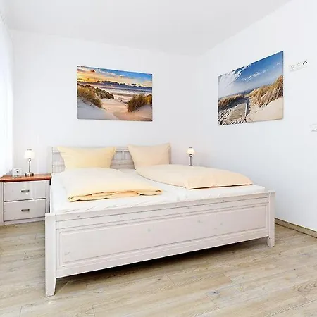 Ferienhaeuser Nordsee_trio * Бензерзиль